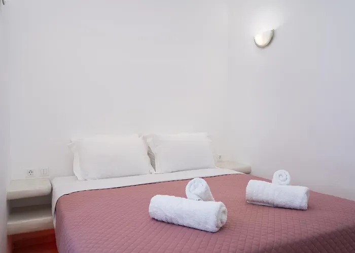 Villa Kocis Monolithos